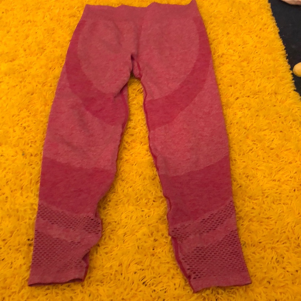 Victoria’s Secret pink leggings
